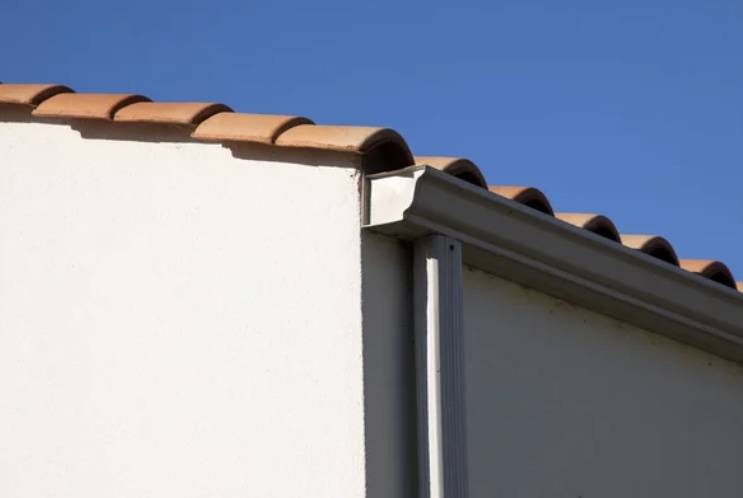 Pourquoi choisir des gouttières en aluminium à Saint-André-de-Cubzac proche de Blaye 