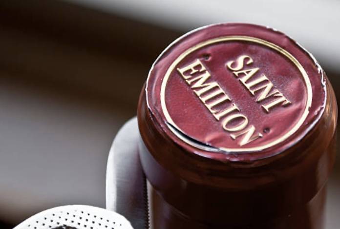 DÉCOUVREZ LE CHARME DE SAINT-ÉMILION à SAINT-ÉMILION Terroir viticole, monuments