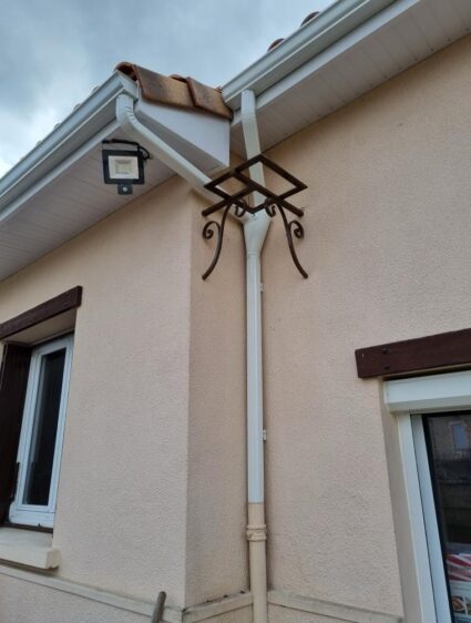 907f27a2-3e11-43ed-a279-98d33868db64